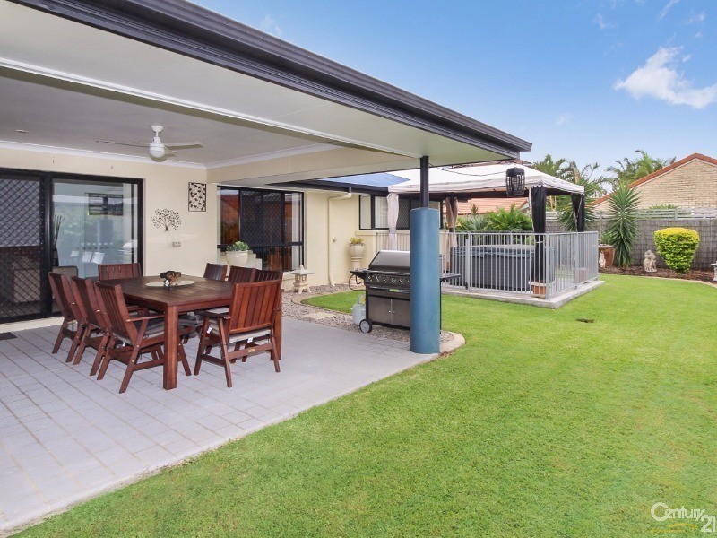 18 Escolar Drive, Mountain Creek QLD 4557