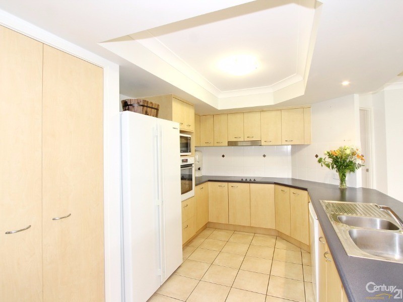 18 Escolar Drive, Mountain Creek QLD 4557