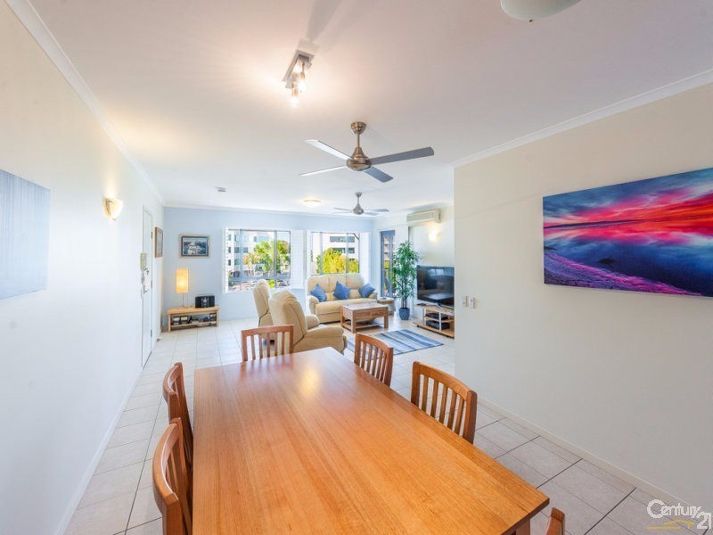 5/77 Memorial Avenue, Maroochydore QLD 4558
