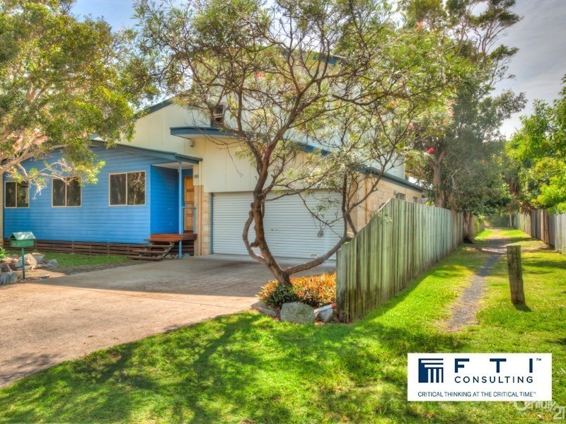 50 Kawanna Street, Mudjimba QLD 4564