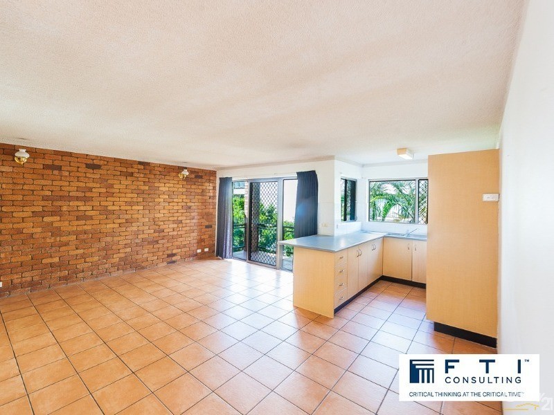 2/13 Cotton Tree Parade, Maroochydore QLD 4558
