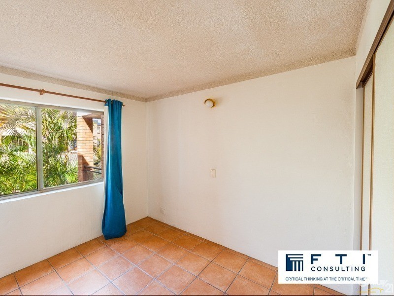 2/13 Cotton Tree Parade, Maroochydore QLD 4558