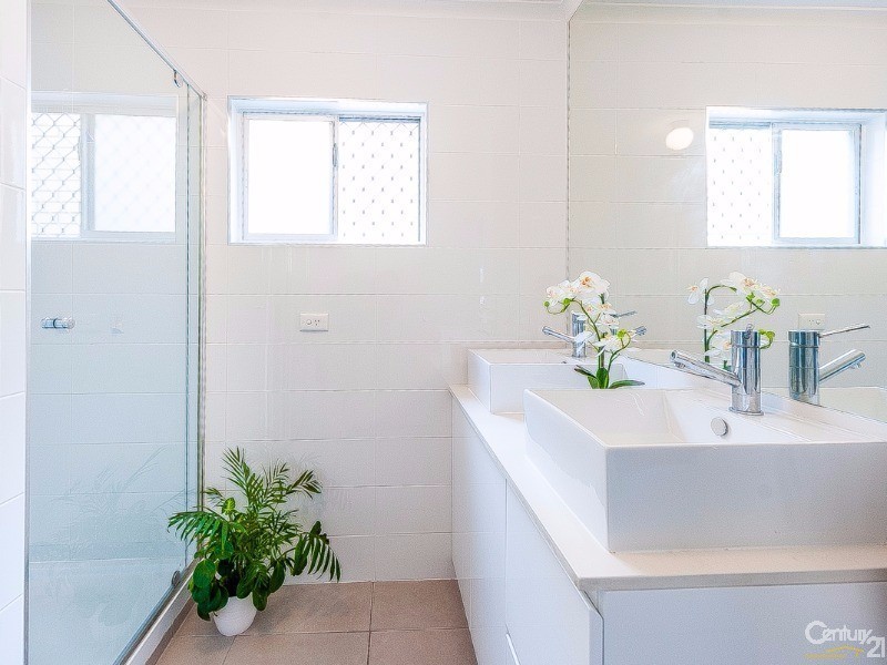 1/75 Duporth Avenue, Maroochydore QLD 4558