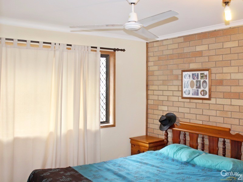 1/2 Katoa Street, Buddina QLD 4575