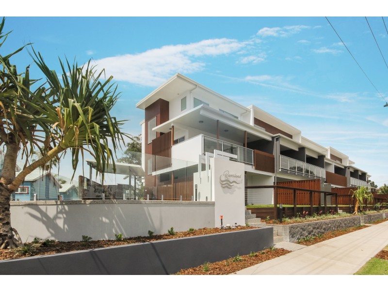 325-329 Bradman Avenue, Maroochydore QLD 4558