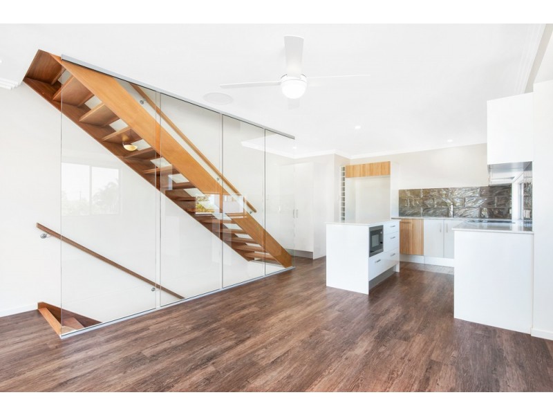 325-329 Bradman Avenue, Maroochydore QLD 4558