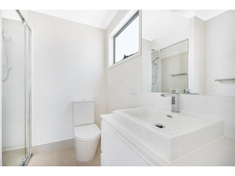 325-329 Bradman Avenue, Maroochydore QLD 4558