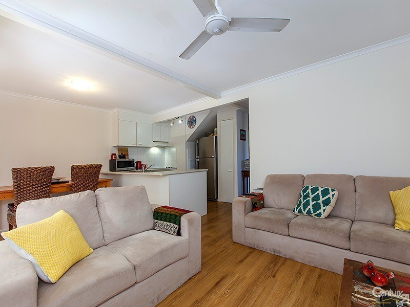 4/38 Toorumbee Drive, Mooloolaba QLD 4557