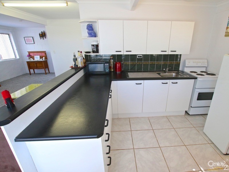 25 Hilltop Crescent, Maroochydore QLD 4558