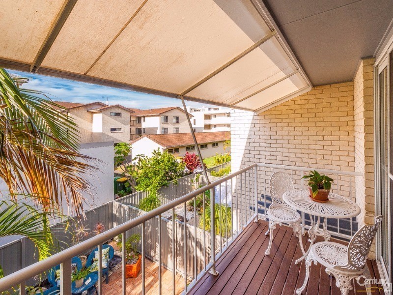 2/102-104 Broadwater Avenue, Maroochydore QLD 4558