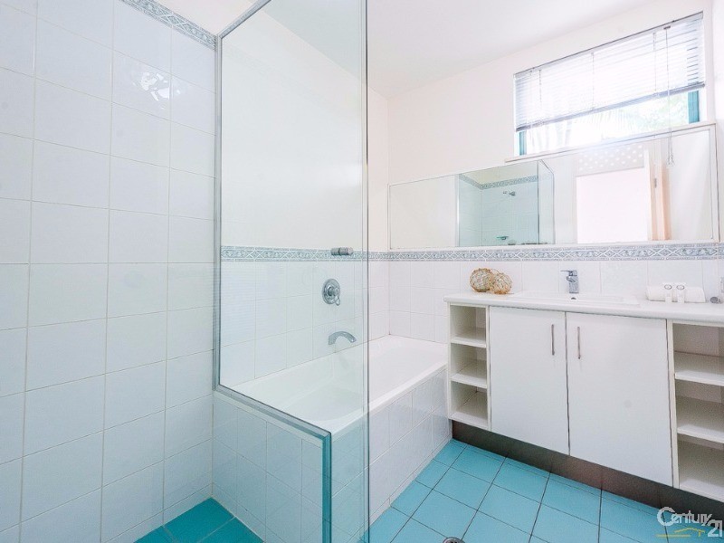 1/10-12 Marina Walk, Alexandra Headland QLD 4572