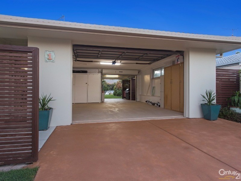 1 Coomaroo Crescent, Minyama QLD 4575