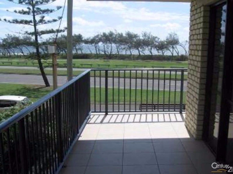 1/132 Alexandra Parade, Alexandra Headland QLD 4572