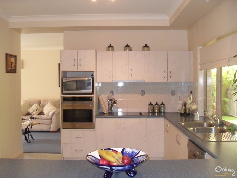 8  Adrian Close, Buderim QLD 4556