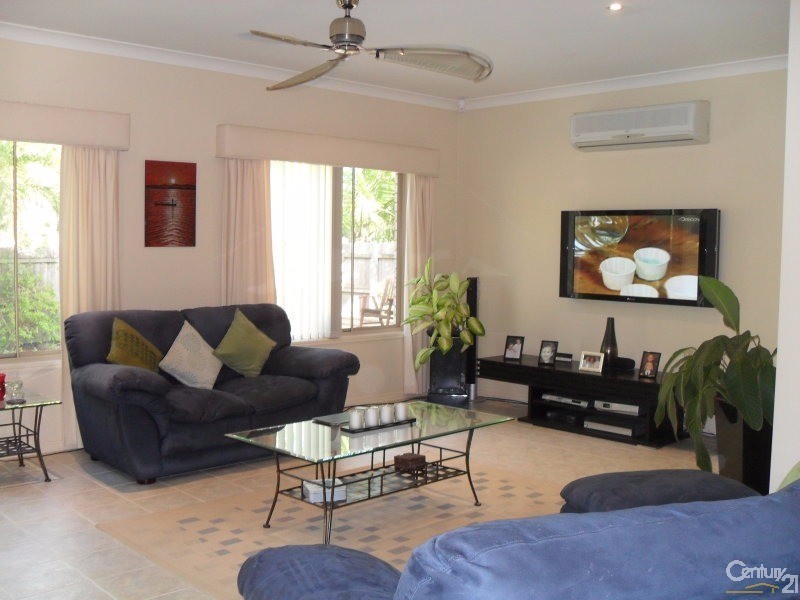 8  Adrian Close, Buderim QLD 4556