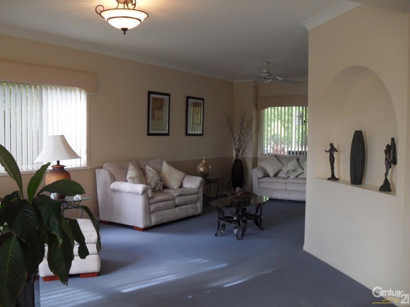 8  Adrian Close, Buderim QLD 4556