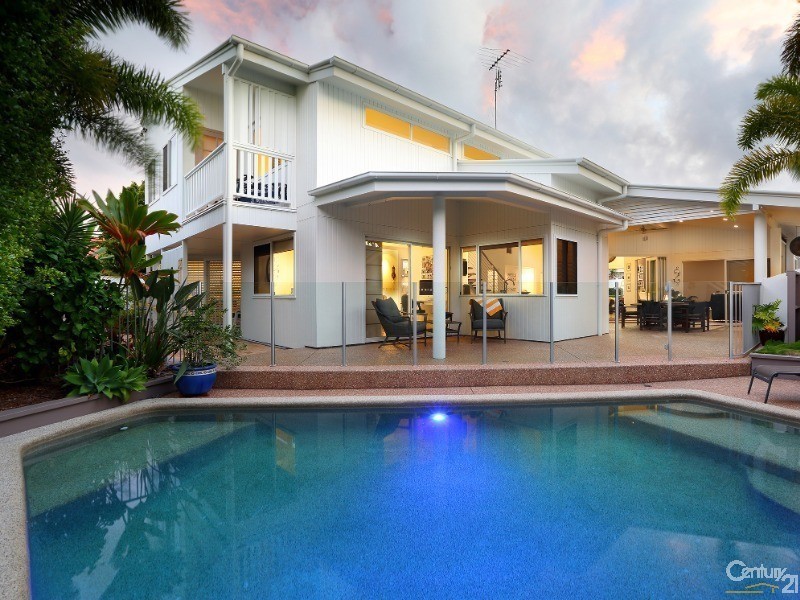 11 Aquarius Place, Alexandra Headland QLD 4572