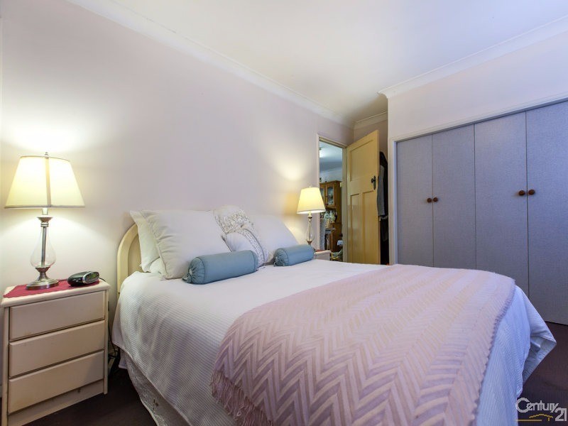 67 Duporth Avenue, Maroochydore QLD 4558