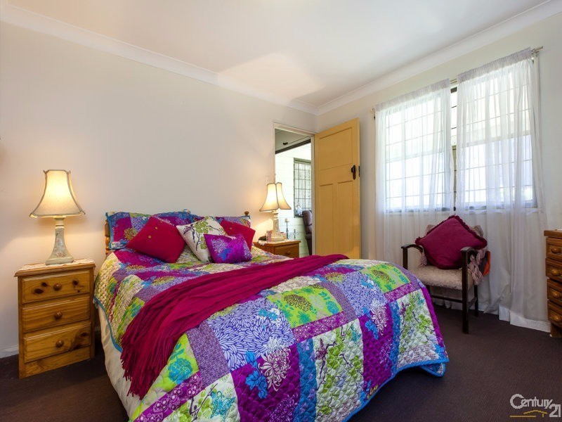 67 Duporth Avenue, Maroochydore QLD 4558