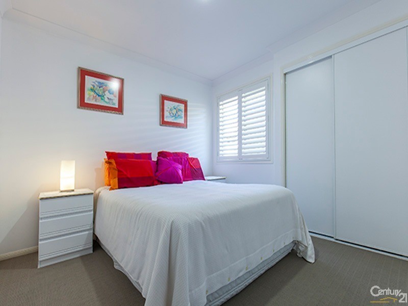 16 Mountain Ash Drive, Mountain Creek QLD 4557