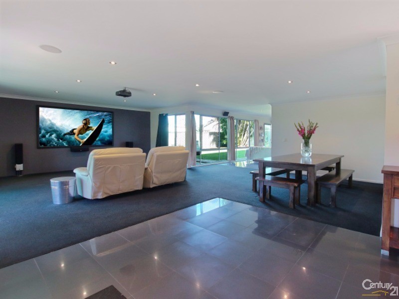 432 Oceanic Drive South, Wurtulla QLD 4575