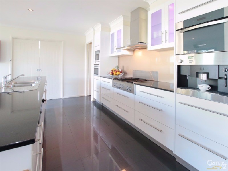 432 Oceanic Drive South, Wurtulla QLD 4575