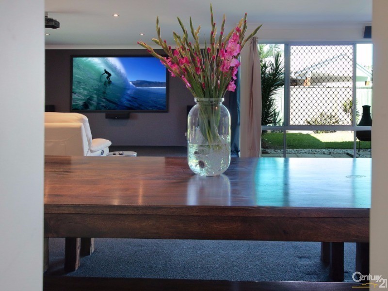 432 Oceanic Drive South, Wurtulla QLD 4575