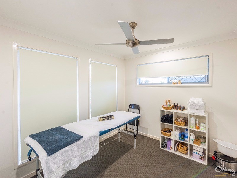 13 Bribie Place, Mountain Creek QLD 4557