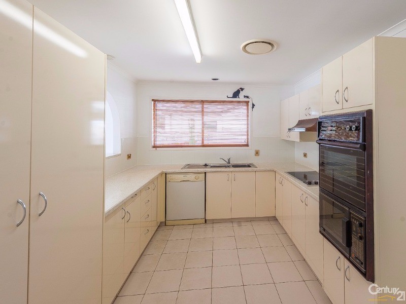42 Tepequar Drive, Maroochydore QLD 4558
