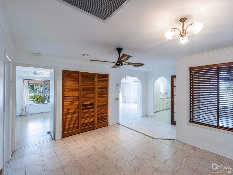 42 Tepequar Drive, Maroochydore QLD 4558