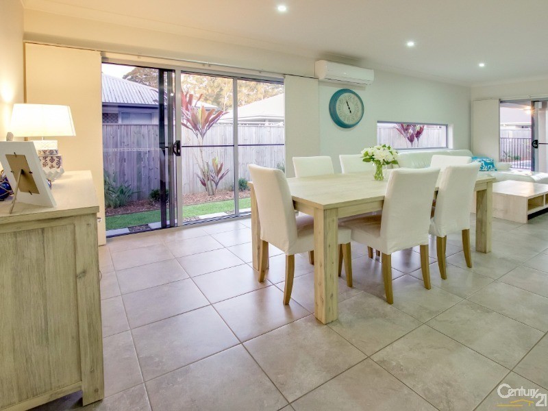 15 Spoonbill Drive, Forest Glen QLD 4556