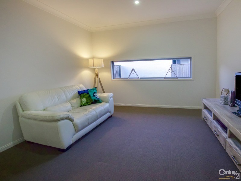 15 Spoonbill Drive, Forest Glen QLD 4556