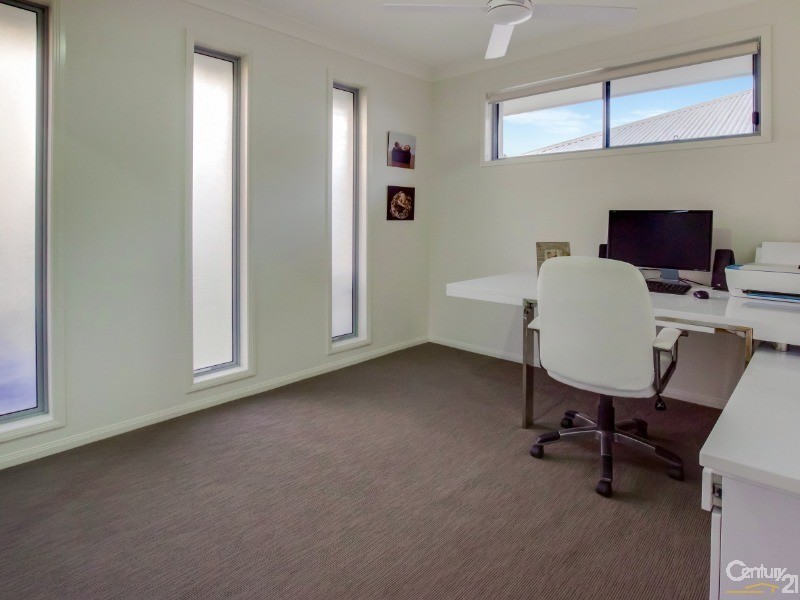 15 Spoonbill Drive, Forest Glen QLD 4556