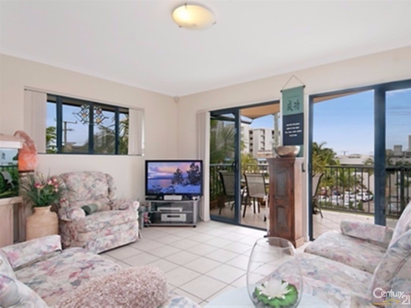6/77 Memorial Avenue, Maroochydore QLD 4558