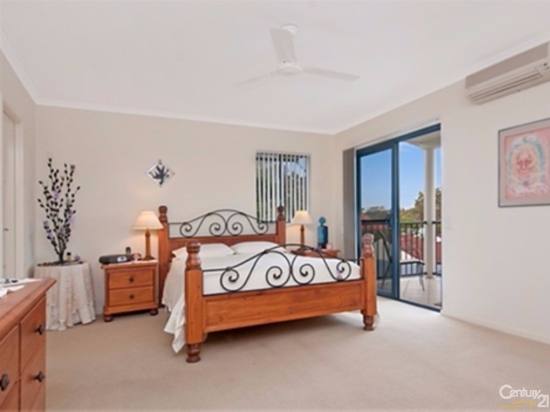 6/77 Memorial Avenue, Maroochydore QLD 4558