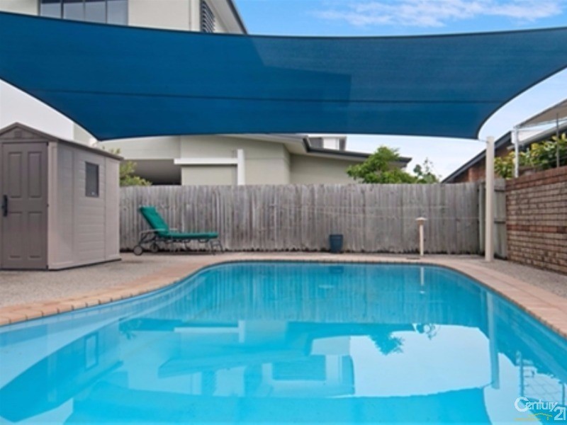 6/77 Memorial Avenue, Maroochydore QLD 4558