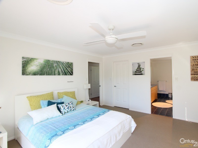 6 Quillback Court, Mountain Creek QLD 4557