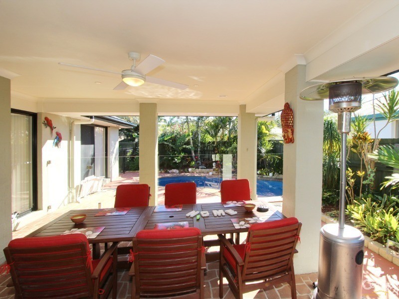 6 Quillback Court, Mountain Creek QLD 4557
