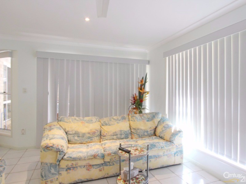 3 Redbud Court, Mountain Creek QLD 4557