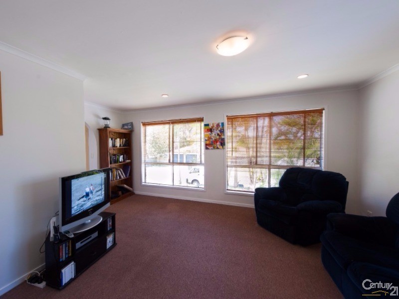 12 Tombarra Street, Mooloolaba QLD 4557