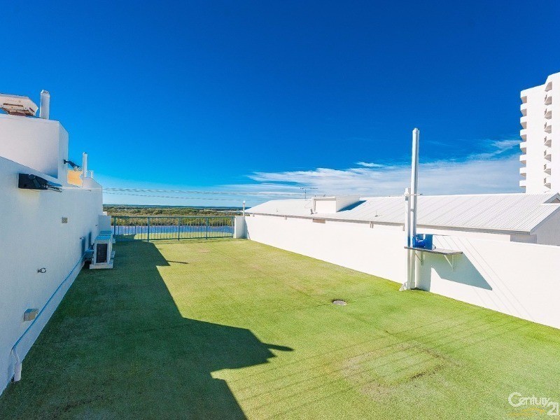 31/132-136 Duporth Avenue, Maroochydore QLD 4558