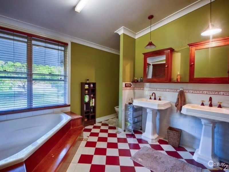 42 Glenfinnan Court, Forest Glen QLD 4556