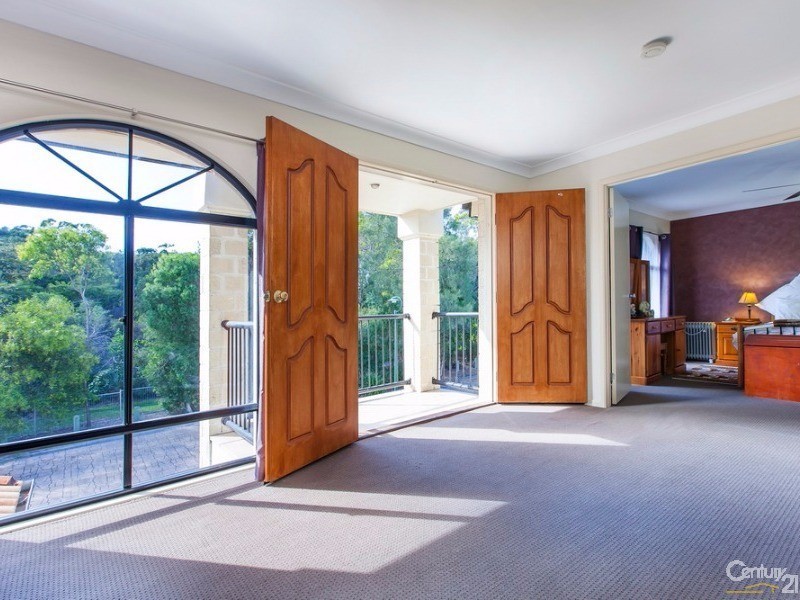 8 Coho Court, Mountain Creek QLD 4557