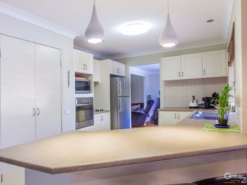 8 Coho Court, Mountain Creek QLD 4557