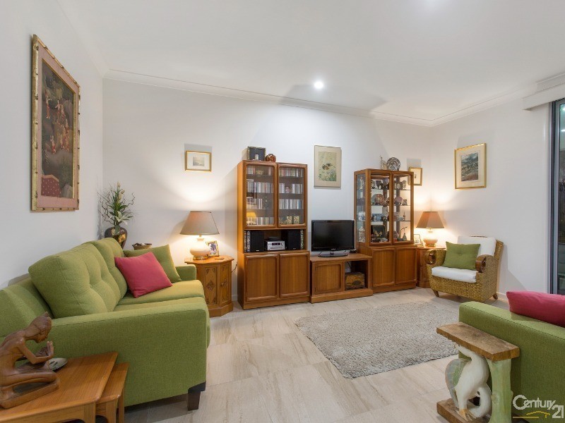 2/14 Richards Street, Maroochydore QLD 4558