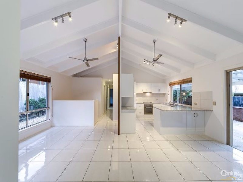 17 Wurtulla Street, Maroochydore QLD 4558