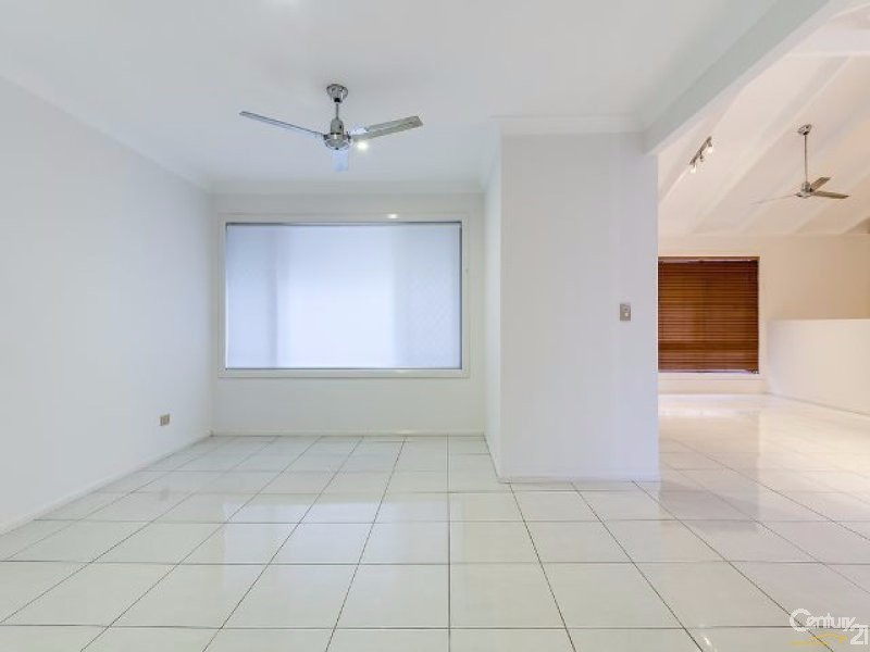 17 Wurtulla Street, Maroochydore QLD 4558