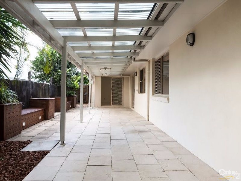 17 Wurtulla Street, Maroochydore QLD 4558