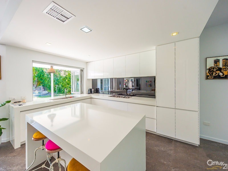 8 Bellbird Court, Wurtulla QLD 4575