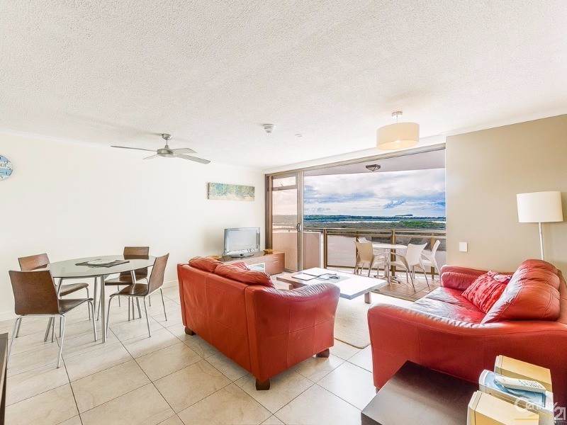 13D/120-122 Duporth Avenue, Maroochydore QLD 4558